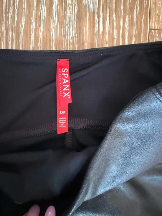 SPANXshape™ black Faux Leather
Leggings - Picture 5 of 9